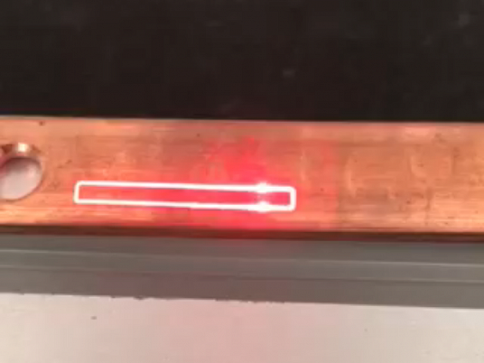 Гравировка оптоволоконным лазерным маркером