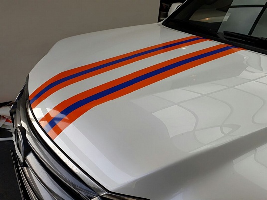 Оклеивание автомобиля Lexus LX570 в цветографическую схему